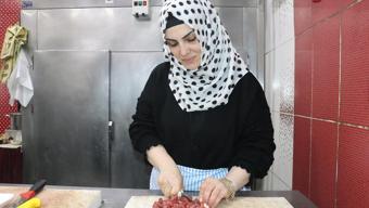 Mahallenin 'Kasap Abla'sı