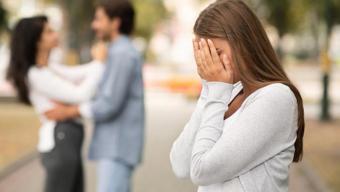 İlişkilerin bitmesinin ardında bu nedenler var! Sevgi her zaman yeterli mi?