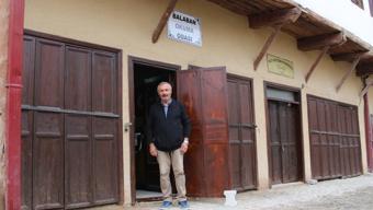 Dedesinden kalan 90 yıllık konağı, okuma salonu yaptı