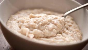 'Sağlıklı besleniyorum ama kilo veremiyorum' diyorsanız dikkat! Fark etmeden vücuda kalori yükleyen o alışkanlığı herkes yapıyor...