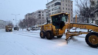 Çorum'da kar beyaza bürüdü