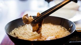 Ayçiçek yağı mı, zeytinyağı mı? Isı altındaki büyük sınav sonuçlandı: İşte 250 dereceye Kadar dayanan dünyanın en güvenli yağı