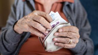 EMEKLİ MAAŞ ZAM FARK ÖDEME TARİHLERİ BELLİ OLDU MU? SSK, BAĞ-KUR OCAK ZAMLI MAAŞ ÖDEMESİ NE ZAMAN? 3.119 TL FARK ÖDEMELERİ NE ZAMAN YATACAK?