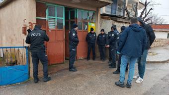 Av tüfeğiyle kazara kendini vuran veteriner, ağır yaralandı