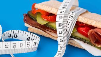 İstediği her şeyi yiyerek 45 kilo verdi! Hayatında tek bir şeyi değiştirdi, adeta mum gibi eridi