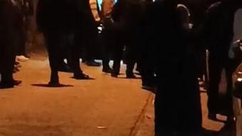 Annesini aldattığını iddia ettiği babasını öldürdü