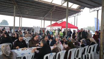 Didim'de iftar sofrası Akyeniköy Mahallesi'nde kuruldu