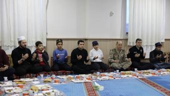 Kaymakam Güzel, hafızlık öğrencileriyle iftarda buluştu