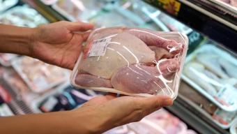 Sağlıklı sanıyorduk ama düşmanımızmış! Tavuk etindeki gizli tehlikeye karşı kritik uyarı