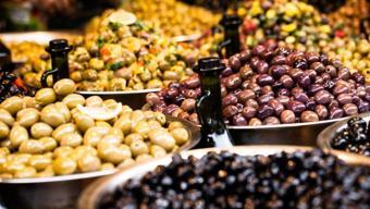 Siyah zeytin mi, yeşil mi? En sağlıklı zeytin bakın hangisi çıktı