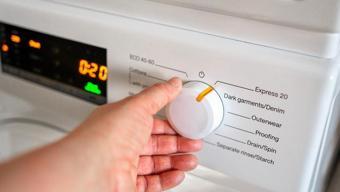 Çamaşırları 40 derecede yıkayanlar dikkat! Meğer temizlik yerine mikrop saçıyormuş