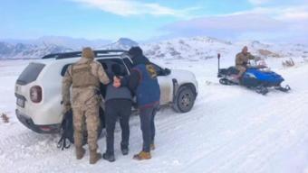 12 yıl 8 ay cezası bulunan firari hükümlü kar motoruyla takip sonucu yakalandı