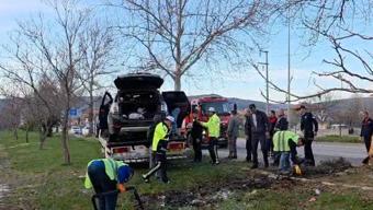 Tokat’ta cip ağaca çarpıp alev aldı: 1 ölü, 2 yaralı