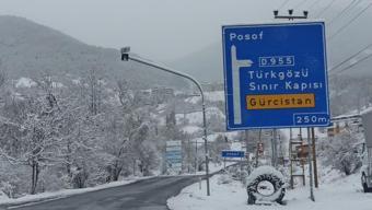 Kar yağışı nedeniyle Ilgar Geçidi ulaşıma kapandı