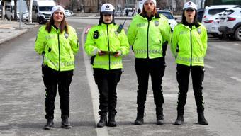 Kars trafiği, kadın polislere emanet
