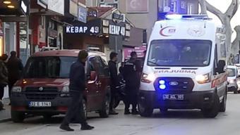 Yaya geçidinde motosiklet çarptı: 1 yaralı