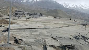 Hakkari'de heyelan riski nedeniyle katı atık tesisinde faaliyetler geçici olarak durdurdu