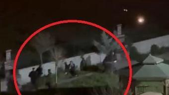 Site bahçesinde silahlı, bıçaklı kavga: 1 yaralı