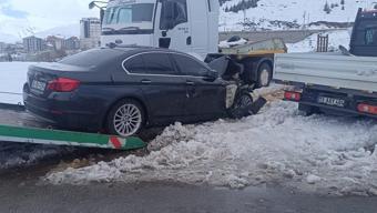 Bitlis'te 2 ayrı kazada 12 yaralı