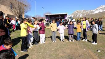 Van’da açık hava etkinliğinde çocuklar gönüllerince eğlendi