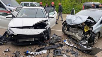 Ordu'da otomobiller çarpıştı: 3 yaralı