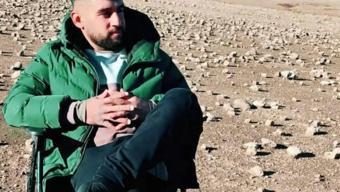 Arızalanan aracını kontrol etmek isterken otomobilin çarptığı amatör futbolcu öldü