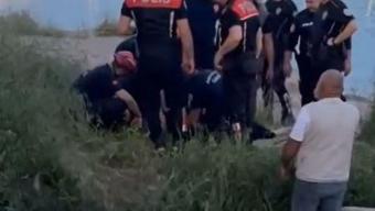 Seyhan Nehri'e düşen kadını tekneyle açılan vatandaşlar kurtardı