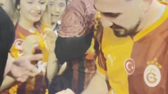 Şampiyonluk kutlamasında sürpriz evlilik teklifi