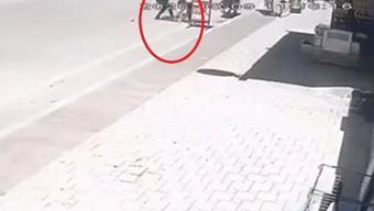 Çocuğunu sokakta darbeden anne, adli kontrolle serbest bırakıldı