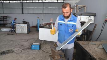 Akdeniz Belediyesi, atölyeleriyle tasarruf ediyor