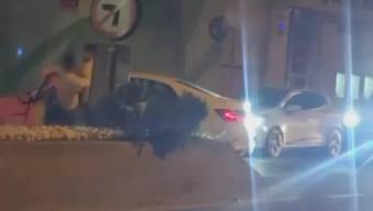 Bayrampaşa’da otomobil sürücüsü hatalı 'U dönüşü' kavgasında darbedildi