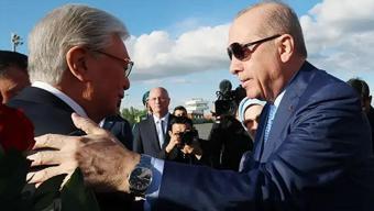 Cumhurbaşkanı Erdoğan, Kazakistan’da resmi törenle karşılandı