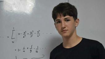 Matematikte dünya birincisi oldu