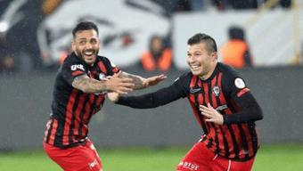 Çorum uzatmalarda geri döndü! Play-off final biletini kaptı