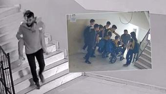 Yürek ısıtan görüntü! Bedensel engelli öğrencisini sırtında taşıdı