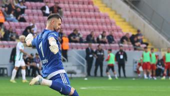Eski Karşıyakalılar play-off'ta güldü