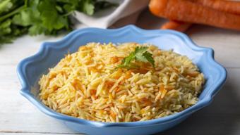 Pilavı bir de böyle pişirin! Rendeleyip içine ekleyince lezzetini 10 kat artırıyor!
