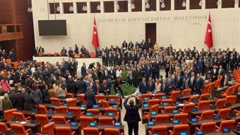 Büyük uzlaşı: Tarihi yasa 467 oyla Meclis'ten geçti