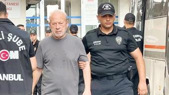 Kuşadası Belediyesi'ne operasyon: 14 şüpheli tutuklandı