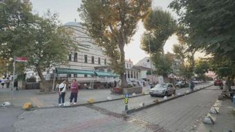 Parkta tartıştığı kişiyi bıçaklayarak öldürdü