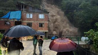 Giresun’da sağanak 2,2 milyon liralık hasara neden oldu; dere taşması kamerada