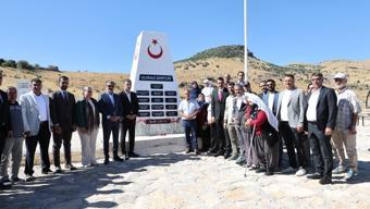 Tunceli'de 32 yıl önce teröristlerce şehit edilen 13 sivil anıldı