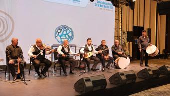 Şanlıurfa'da aşıklar, dengbejler ve abdallar müzik şöleni sundu