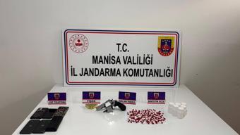 Manisa'da 798 sentetik hap ele geçirildi