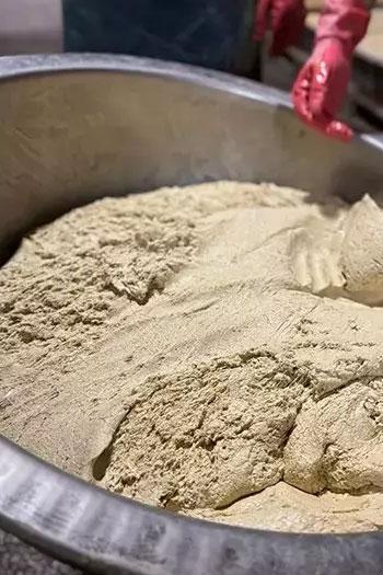 Kışın lokma lokma yiyince vücudu içten ısıtıyor!