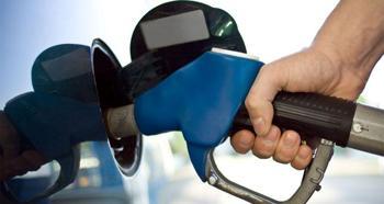 Güncel motorin ve benzin fiyatları 15 Ağustos! Motorine ÖTV indirimi sonrası zam mı geldi? Benzin ve mazot litre fiyatı ne kadar oldu? 15 Ağustos Güncel Akaryakıt Fiyatları Listesi