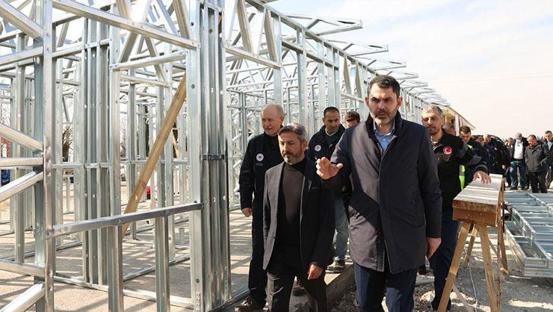 Bakan Kurum: Adıyamana 3 bin prefabrik ev yapılıyor