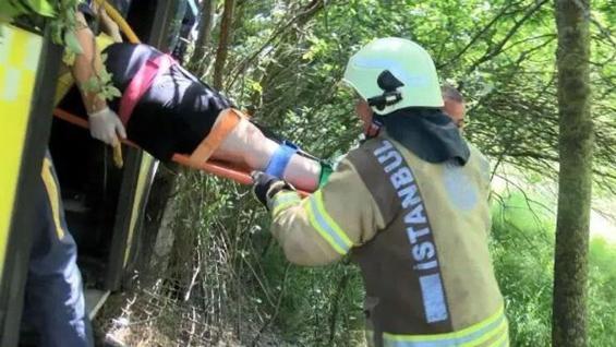 Sarıyerde İETT otobüsü kaza yaptı: 6 yaralı