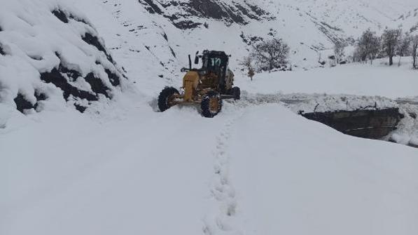 5 ilde kar esareti; 1070 köy yolu ulaşıma kapandı