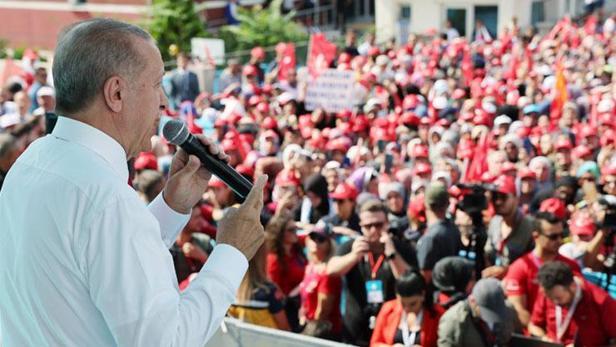 Cumhurbaşkanı Erdoğan: İçinde bulunduğumuz asrı Türkiye yüzyılı haline getirmekte kararlıyız